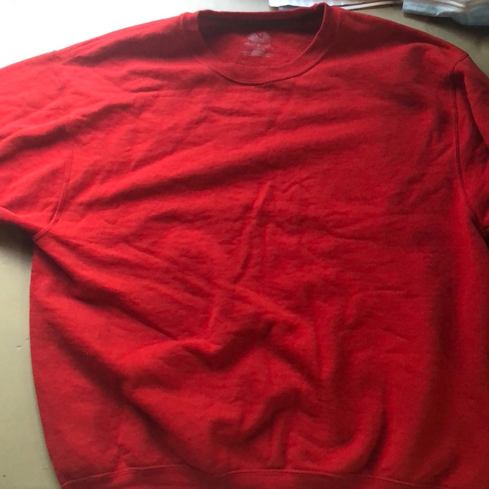 Large Fruit of the Loom sweatshirt